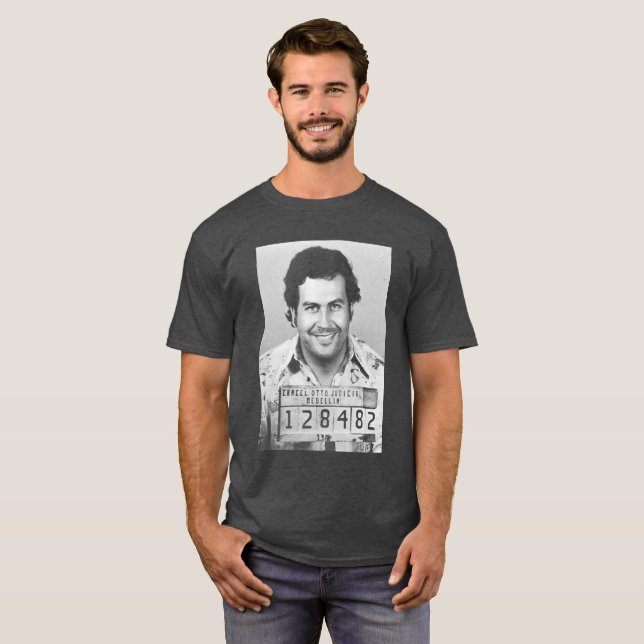 Camisa de Mugshot Famosa de Pablo Escobar (Anverso completo)