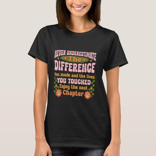 Camisa de retiro feliz nunca subestimar a jubilado (Anverso)