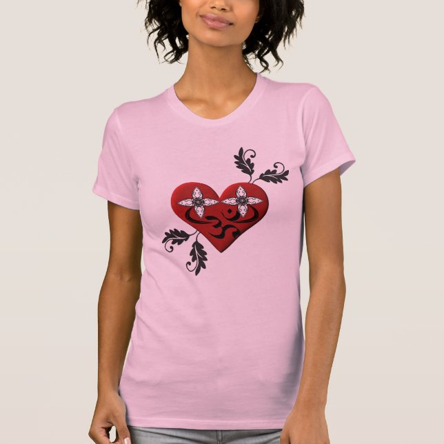 Camisa del corazón con Rótulo Om (Anverso)