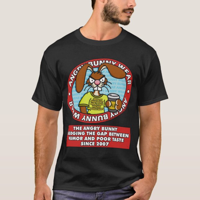 Camisa enojada 2 del desgaste del conejito (Anverso)