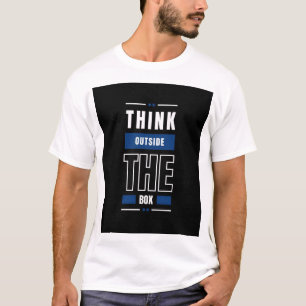 CAMISA IMPRESA CON EL TEXTO PIENSA FUERA DE LA CAJ