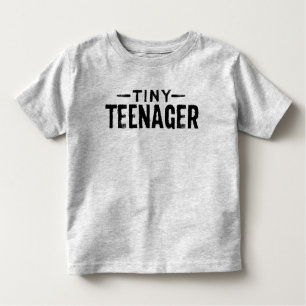 Camisa minúscula del niño del adolescente