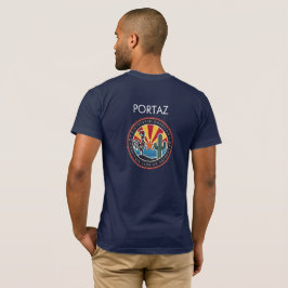 Camisa oscura con el logo de PortAz delante y atrá