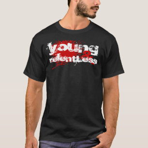 Camisa oscura joven e implacable de la mota del