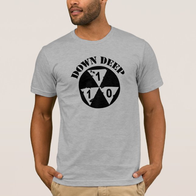 Camisa profunda del frente de la fuente de Hugh (Anverso)