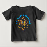 Camiseta<br><div class="desc">hanukkah, hanukkah feliz, hanukkah velas, hanukkah canciones, hanukkah menorah, hanukkah menorah, hanukkkah menorahs, hanukkah regalos, hanukkah regalo, hanukkah pajamas, hanukkkah light, hanukkah coins, hanukkah sweah agua, chanuka, hannuka, channuka, chanukka, hanukkas, chanukah, menorah, festival de las luces, dreidel, decoración de hanukkah, decoración de hanukkah, suéter feo de hanukkah, suéteres de hanukkah,...</div>