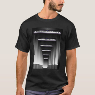 Camiseta 007 llevándolo ruidosamente con la ropa de