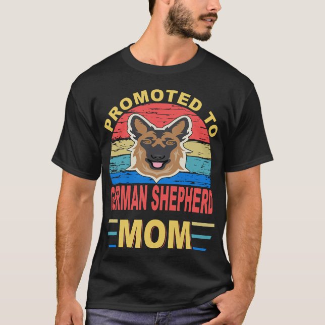 Camiseta 010 Promocionado A La Pastora De Mamá Alemana (Anverso)