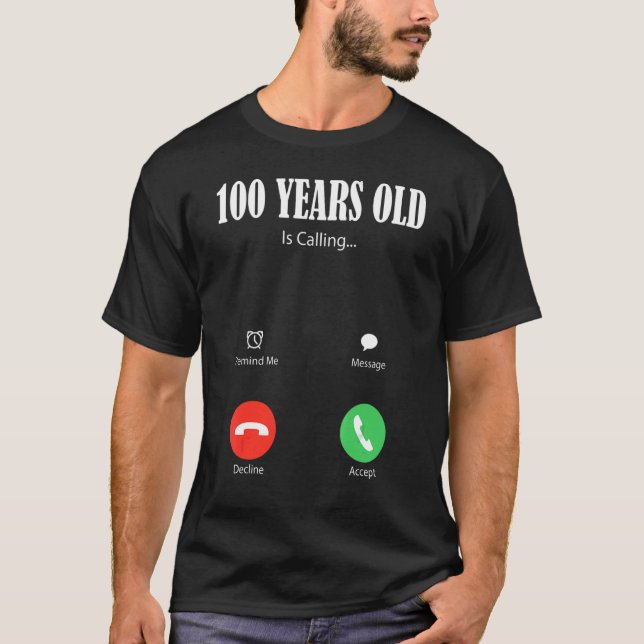 Camiseta 100 años de edad llama feliz 100 cumpleaños a Fami (Anverso)