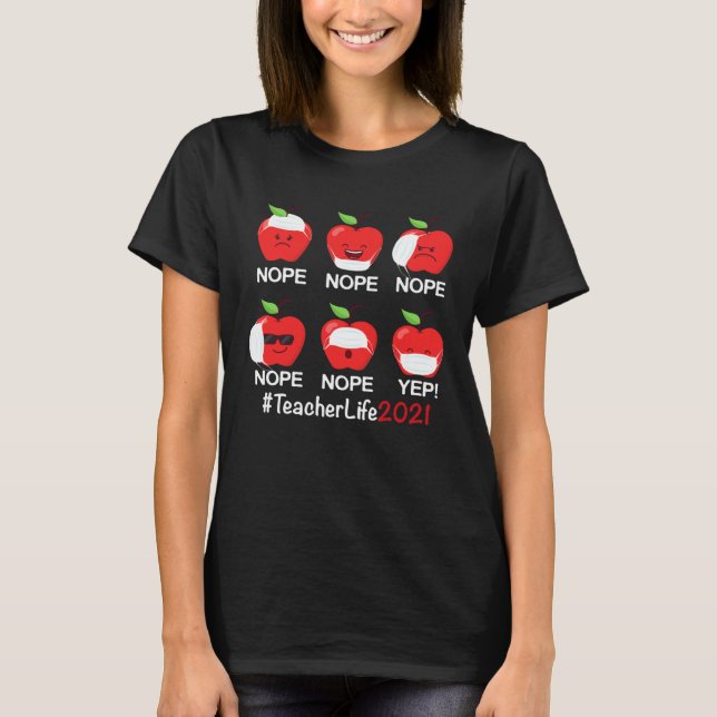 Camiseta 100 Days of School Teacher  Apple Wearing Mask Wro (Anverso)