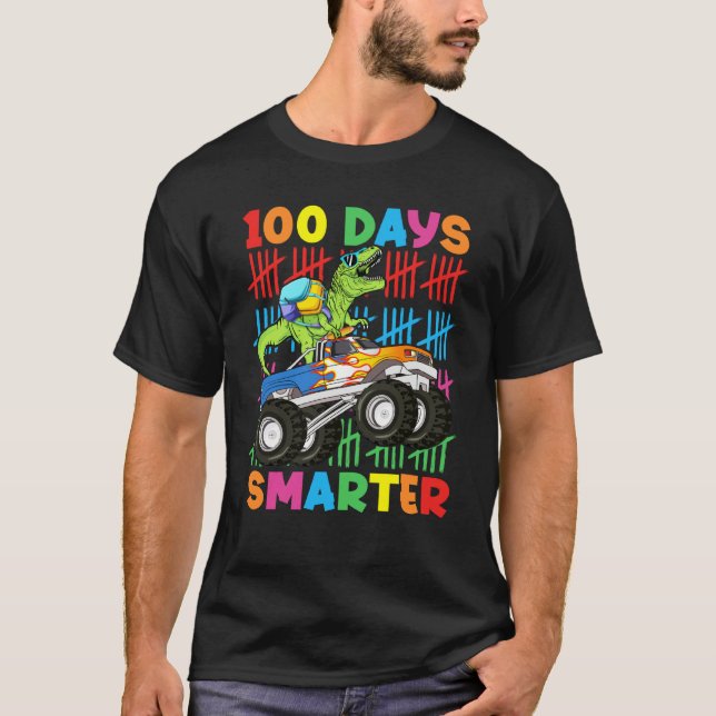 Camiseta 100 Days Smarter Dinosaur Monster Truck 100th Day  (Anverso)
