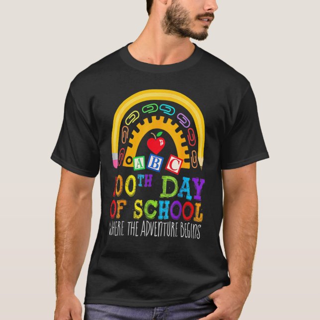 Camiseta 100 Days Teacher 100th Day Of School Where Adventu (Anverso)