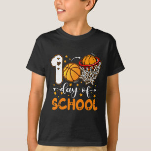 Camiseta 100 días de clases de baloncesto infantil