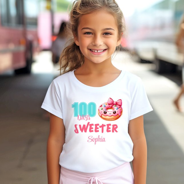 Camiseta 100 Días De Colegio Chica De Donut Rosa Básico (100 Days Of School Cute Pink Donut Girl Name Basic T-Shirt)