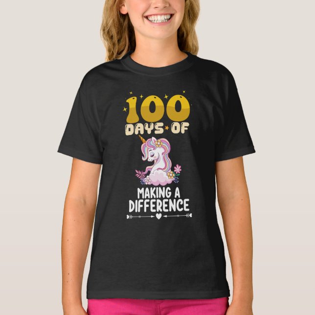Camiseta 100 Días De Diferencia En La Escuela Unicornio (Anverso)