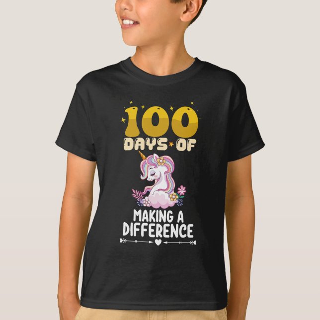 Camiseta 100 Días De Diferencia En La Escuela Unicornio (Anverso)