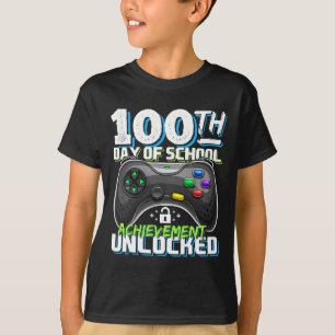 Camiseta 100 días de éxito escolar desbloqueados videojuego
