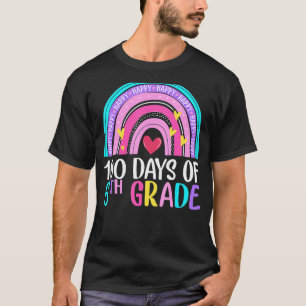 Camiseta 100 días felices del arco iris de sexto grado 100