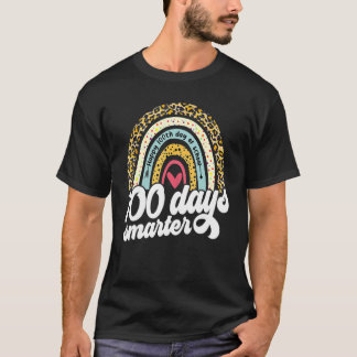 Camiseta 100 días más inteligentes de enseñanza en el arco 
