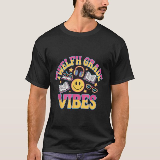 Camiseta 12° Grado Vibes 12° Maestra (Anverso)