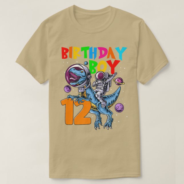 Camiseta 12 Years Old Birthday Boy Astronaut Riding 12th Di (Diseño del anverso)