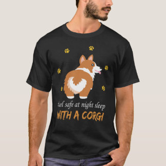 Camiseta 131 Siéntete Seguro De Noche Dormiendo Con Un Corg