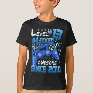 Camiseta 13 Desbloqueados Impresionante videojuego 2010 Boy