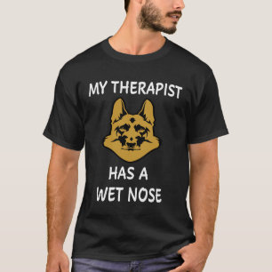 Camiseta 13 Mi Terapia Tiene Una Nariz De Agua