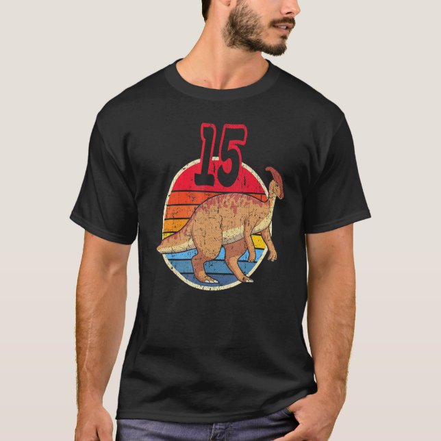 Camiseta 15 Aniversario I Parasaurolophus I Mateo Familiar (Anverso)