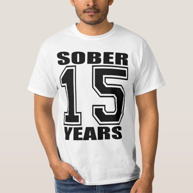 Camiseta 15 años calman negro en blanco (Anverso)