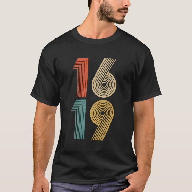 Camiseta 1619 Nuestros antepasados (Anverso)