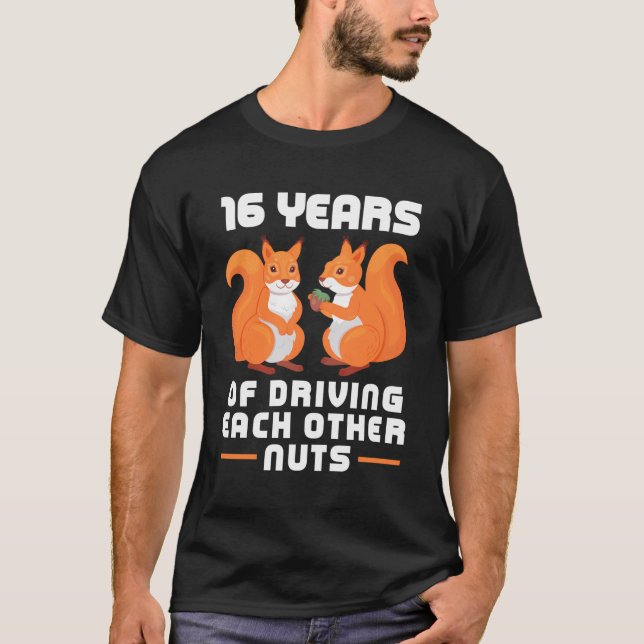 Camiseta 16 Años Conduciendo Las Parejas Funny De Las Otras (Anverso)