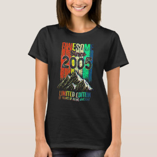 Camiseta 17 Birthday  Awesome Since 2005  Vintage