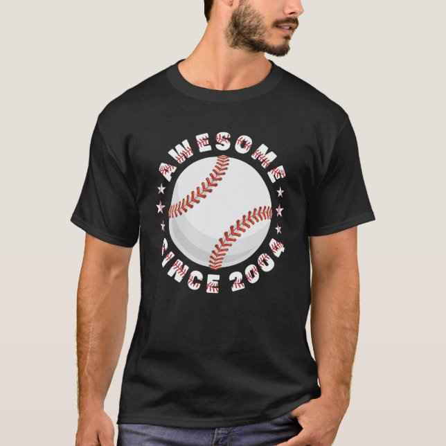 Camiseta 18.º Cumpleaños Increíble Desde 2004 Base De 18 Añ (Anverso)