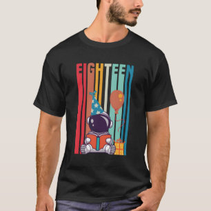 Camiseta 18 literatura de astronauta leyendo libro