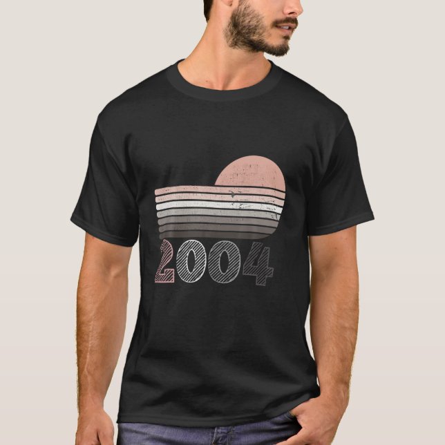 Camiseta 18Th Birthday Vintage 2004 Limited Edition Vintage (Anverso)