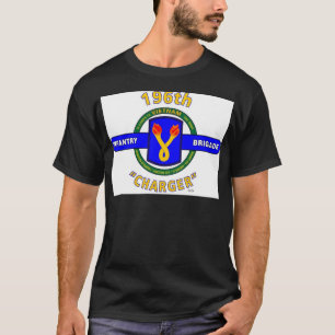 Camiseta 196TH BRIGADA "CARGADOR" VIETNAM de la INFANTERÍA