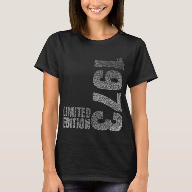 Camiseta 1973 Born birthday present (Anverso)