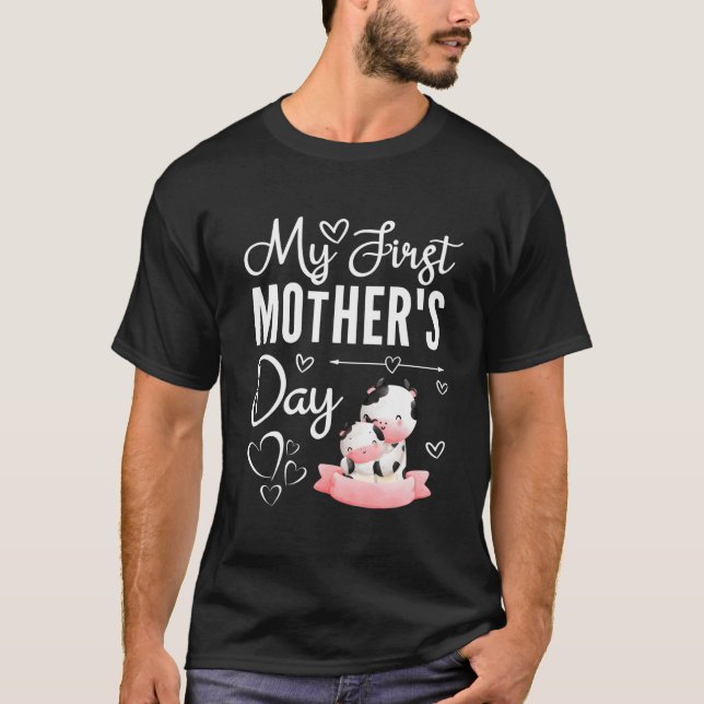 Camiseta 1St Mothers Day As A Mom Cow Mom My First Mothers  (Anverso)
