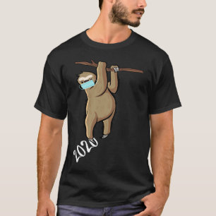 Camiseta 2020 Apenas Colgando En Sloth Con Máscara En Rama