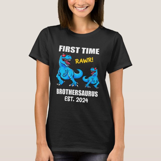 Camiseta 2024 Baby Announcement Dinosaur  First Time Brothe (Anverso)