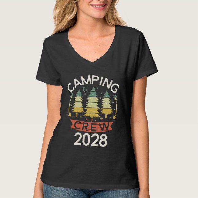 Camiseta 2028 Camping Crew Family Camping Trip Matching New (Anverso)