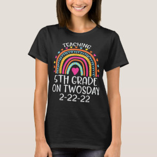 Camiseta 2222022 Enseñanza De 5º Grado En Dos Días Vale