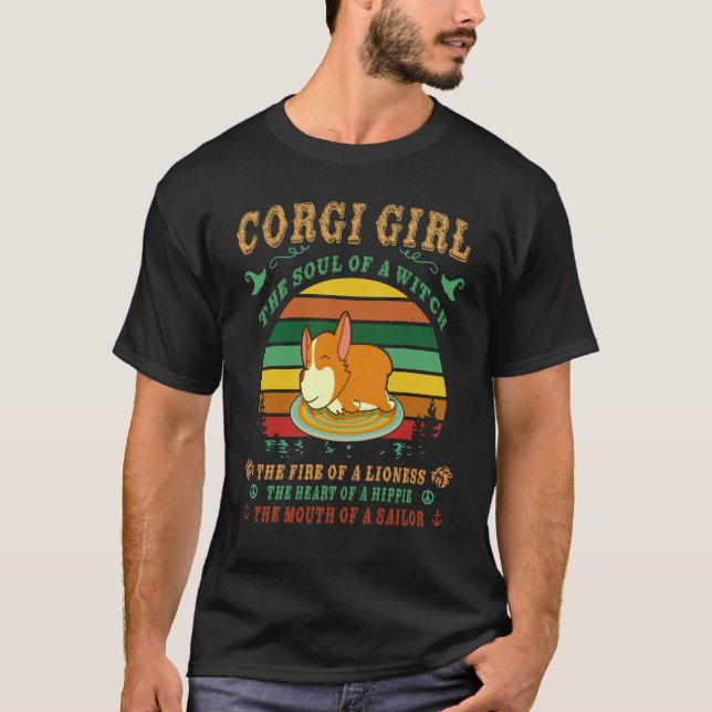 Camiseta 22 Corgi Chica Witch Lioness Hippie Sailor (Anverso)