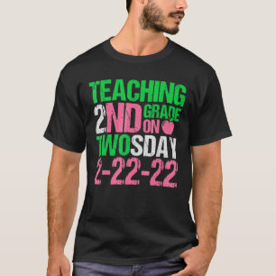 Camiseta 22 De Febrero De 2022 Twosday 2/22/22 Funny Aka Ma