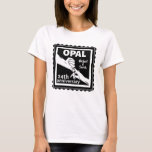 Camiseta 24.º aniversario del boda, tradicional opal<br><div class="desc">Si desea ayuda para personalizar este diseño, utilice el botón de preguntar a este diseñador, justo debajo de este texto. Un diseño en blanco y negro para conmemorar tu 24° aniversario de boda de 24 años. Un ilustracion de marido y mujer tomándose de la mano. El texto dice opal que...</div>