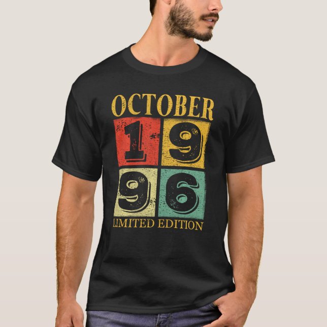 Camiseta 25 años de edad increíble desde octubre (Anverso)