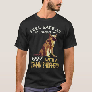 Camiseta 25 Siéntete Seguro Por La Noche Duerme Con Un Past