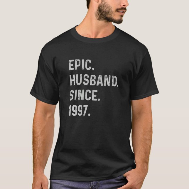 Camiseta 26 Aniversario del Boda de los hombres - Épico Hus (Anverso)
