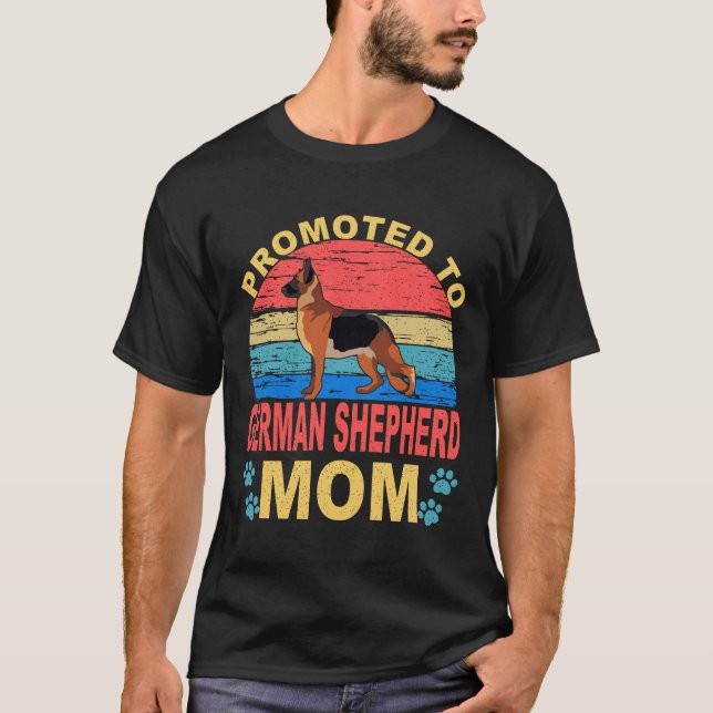 Camiseta 2 Ascendidos A Mamá De Pastor Alemán (Anverso)